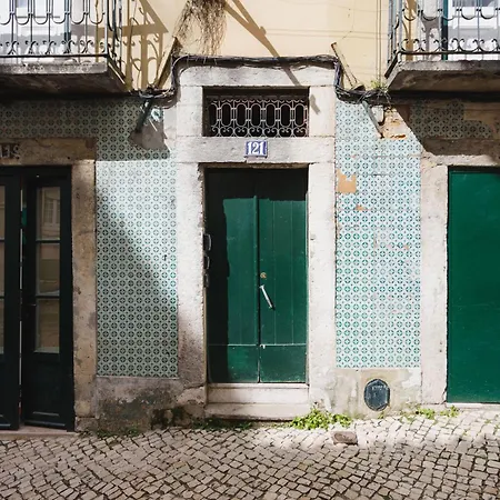 Bairro Alto Window - Cozy Spot In A Buzzing Locale * ליסבון