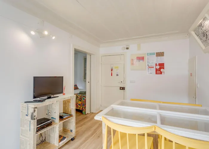 Bairro Alto Window - Cozy Spot In A Buzzing Locale Apartament